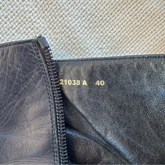 LK BENNETT BLACK LEATHER WITH GOLD TRIM & STRAPS HEELED ANKLE BOOTS SIZE 9 - Picture 6 of 11